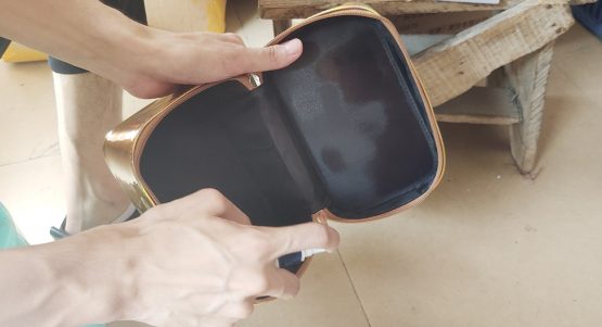 手袋发霉翻箱除霉处理方案