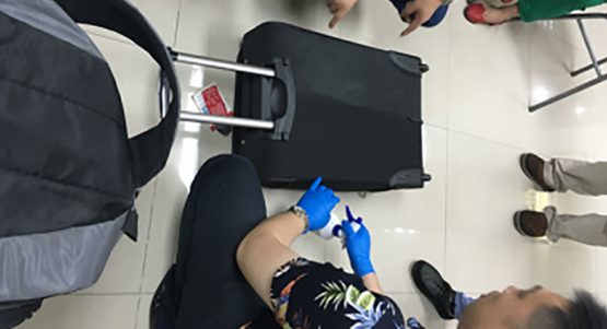 行李箱发霉翻箱处理方法